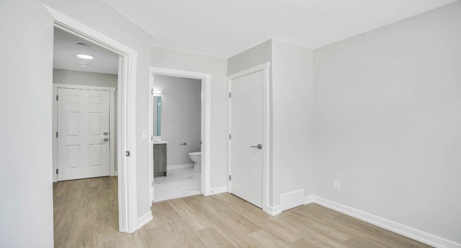 304 Red Sky Villas, Calgary, Alberta T3N 2M2, 3 Bedrooms Bedrooms, ,4 BathroomsBathrooms,Residential,For Sale,Red Sky,A2296563