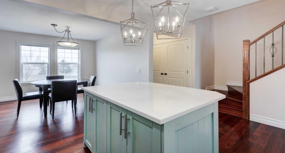 14 Everridge Common, Calgary, Alberta T2Y 5G9, 2 Bedrooms Bedrooms, ,3 BathroomsBathrooms,Residential,For Sale,Everridge,A2296619