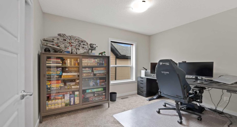 850 Belmont Drive, Calgary, Alberta T2X 4A5, 3 Bedrooms Bedrooms, ,3 BathroomsBathrooms,Residential,For Sale,Belmont,A2296621