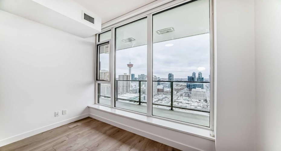 310 12 Avenue, Calgary, Alberta T2R 1B5, 2 Bedrooms Bedrooms, ,2 BathroomsBathrooms,Residential,For Sale,12,A2296707