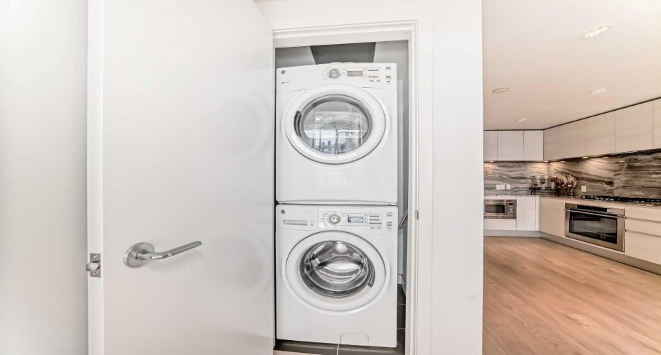 310 12 Avenue, Calgary, Alberta T2R 1B5, 2 Bedrooms Bedrooms, ,2 BathroomsBathrooms,Residential,For Sale,12,A2296707