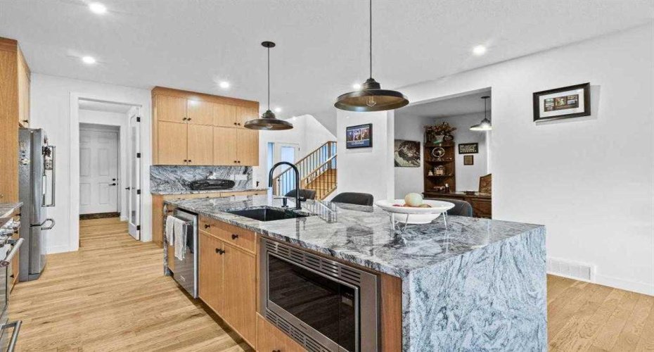 44 Ranchers Way, Okotoks, Alberta T1S4C8, 4 Bedrooms Bedrooms, ,4 BathroomsBathrooms,Residential,For Sale,Ranchers,A2297179