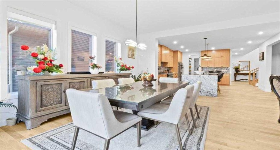 44 Ranchers Way, Okotoks, Alberta T1S4C8, 4 Bedrooms Bedrooms, ,4 BathroomsBathrooms,Residential,For Sale,Ranchers,A2297179