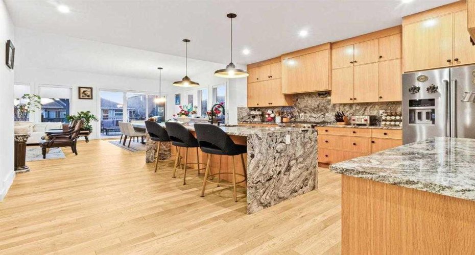 44 Ranchers Way, Okotoks, Alberta T1S4C8, 4 Bedrooms Bedrooms, ,4 BathroomsBathrooms,Residential,For Sale,Ranchers,A2297179