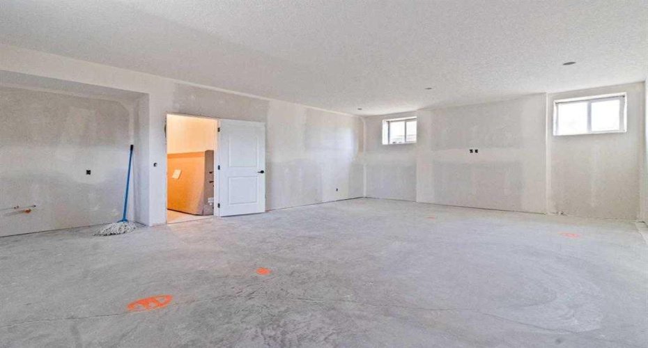 44 Ranchers Way, Okotoks, Alberta T1S4C8, 4 Bedrooms Bedrooms, ,4 BathroomsBathrooms,Residential,For Sale,Ranchers,A2297179