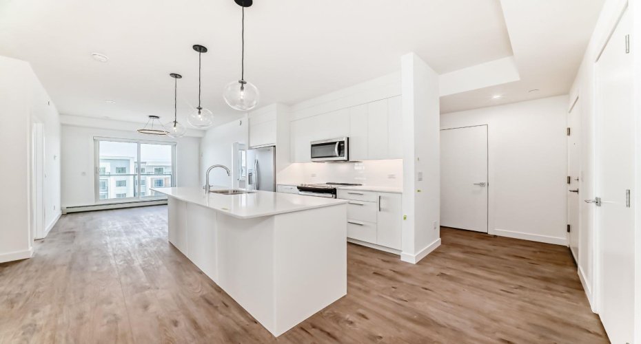 63 Corner Glen Crescent, Calgary, Alberta T3N2R6, 3 Bedrooms Bedrooms, ,2 BathroomsBathrooms,Residential,For Sale,Corner Glen,A2297207