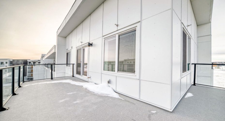 63 Corner Glen Crescent, Calgary, Alberta T3N2R6, 3 Bedrooms Bedrooms, ,2 BathroomsBathrooms,Residential,For Sale,Corner Glen,A2297207