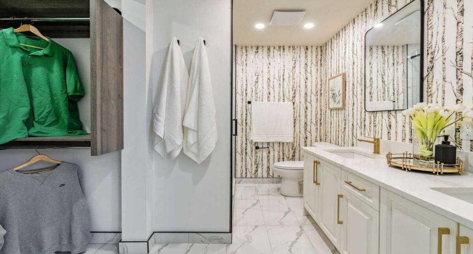 15 Brookmere Place, Calgary, Alberta T2W 2P5, 5 Bedrooms Bedrooms, ,3 BathroomsBathrooms,Residential,For Sale,Brookmere,A2297215