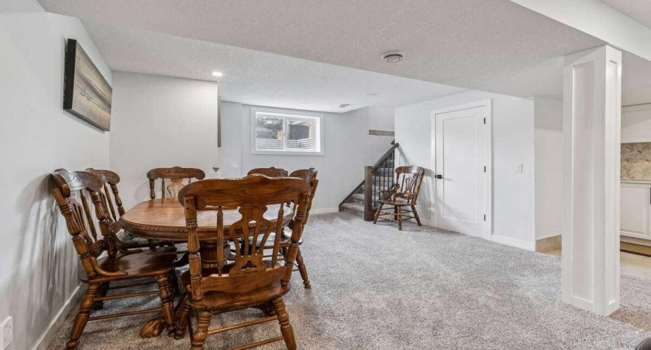 15 Brookmere Place, Calgary, Alberta T2W 2P5, 5 Bedrooms Bedrooms, ,3 BathroomsBathrooms,Residential,For Sale,Brookmere,A2297215