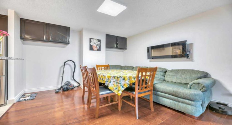 924 14 Avenue, Calgary, Alberta T2R 0N7, 2 Bedrooms Bedrooms, ,1 BathroomBathrooms,Residential,For Sale,14,A2297216