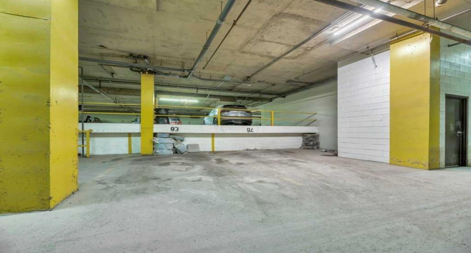 924 14 Avenue, Calgary, Alberta T2R 0N7, 2 Bedrooms Bedrooms, ,1 BathroomBathrooms,Residential,For Sale,14,A2297216