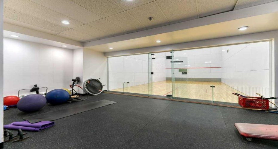 924 14 Avenue, Calgary, Alberta T2R 0N7, 2 Bedrooms Bedrooms, ,1 BathroomBathrooms,Residential,For Sale,14,A2297216