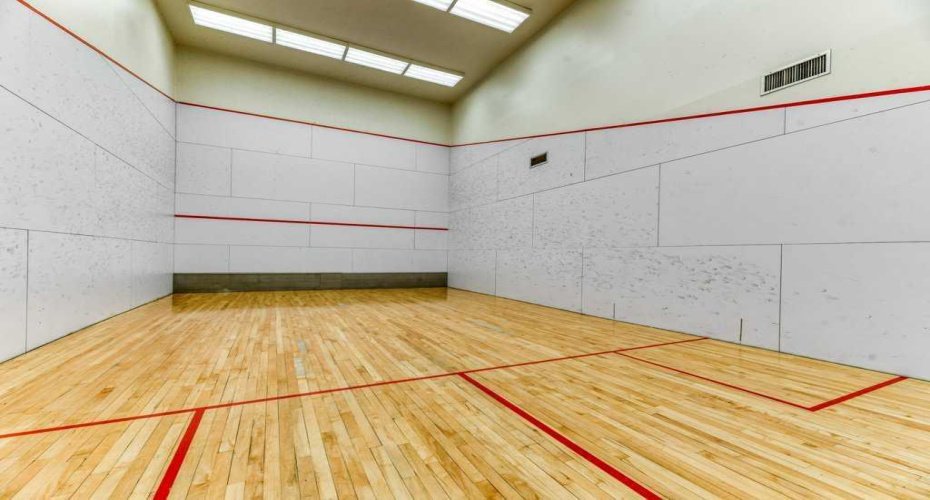 924 14 Avenue, Calgary, Alberta T2R 0N7, 2 Bedrooms Bedrooms, ,1 BathroomBathrooms,Residential,For Sale,14,A2297216