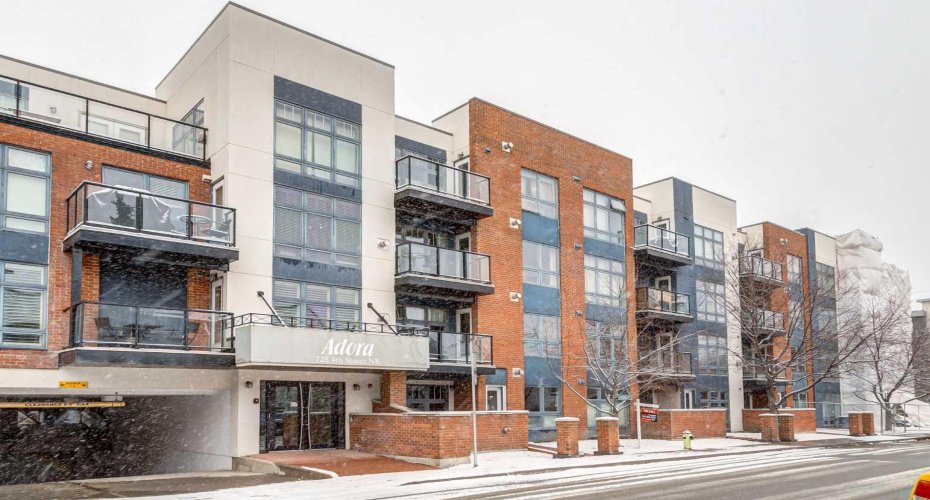 725 4 Street, Calgary, Alberta T2E3S7, 1 Bedroom Bedrooms, ,1 BathroomBathrooms,Residential,For Sale,4,A2297230