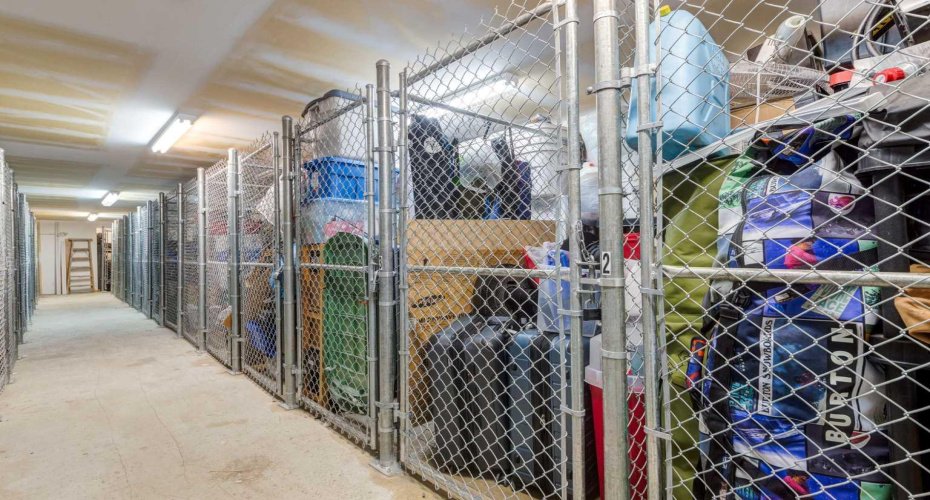 725 4 Street, Calgary, Alberta T2E3S7, 1 Bedroom Bedrooms, ,1 BathroomBathrooms,Residential,For Sale,4,A2297230