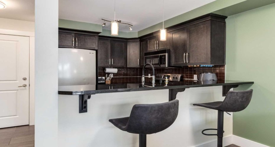 725 4 Street, Calgary, Alberta T2E3S7, 1 Bedroom Bedrooms, ,1 BathroomBathrooms,Residential,For Sale,4,A2297230