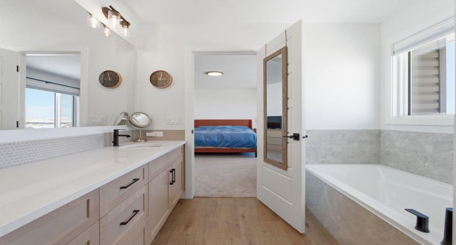 459 Rivercrest Road, Cochrane, Alberta T4C 3C6, 4 Bedrooms Bedrooms, ,3 BathroomsBathrooms,Residential,For Sale,Rivercrest,A2296599