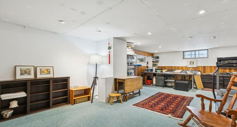 2363 23 Street, Calgary, Alberta T2M 3Y1, 3 Bedrooms Bedrooms, ,2 BathroomsBathrooms,Residential,For Sale,23,A2296613