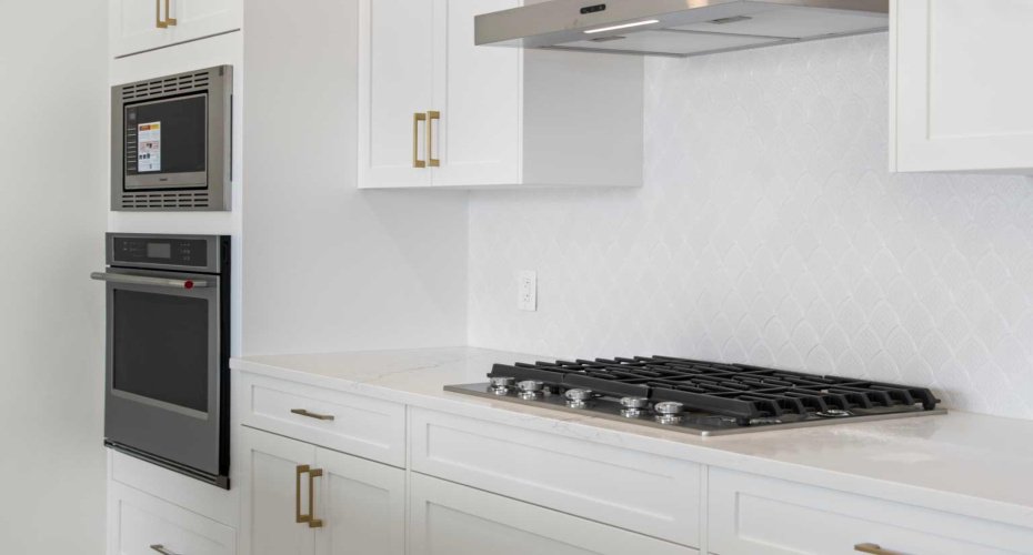 2235 81st Street, Calgary, Alberta T3H 6M4, 4 Bedrooms Bedrooms, ,4 BathroomsBathrooms,Residential,For Sale,81st,A2296815