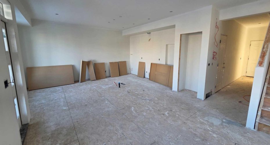 2235 81st Street, Calgary, Alberta T3H 6M4, 4 Bedrooms Bedrooms, ,4 BathroomsBathrooms,Residential,For Sale,81st,A2296815