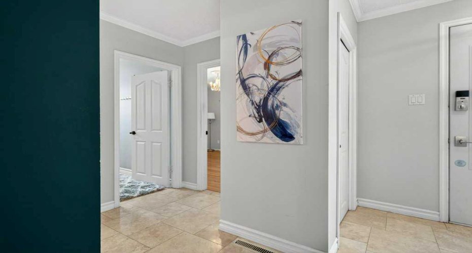 425 Woodland Crescent, Calgary, Alberta T2J 1J7, 4 Bedrooms Bedrooms, ,2 BathroomsBathrooms,Residential,For Sale,Woodland,A2296843