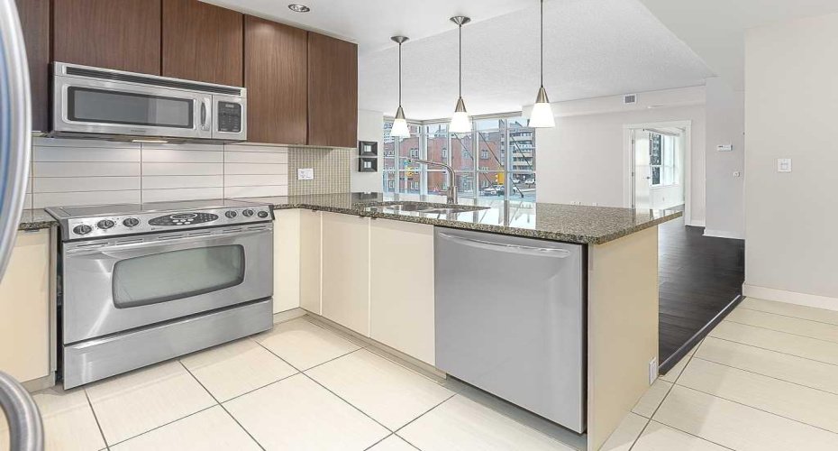 788 12 Avenue, Calgary, Alberta T2R 0H1, 2 Bedrooms Bedrooms, ,2 BathroomsBathrooms,Residential,For Sale,12,A2296870