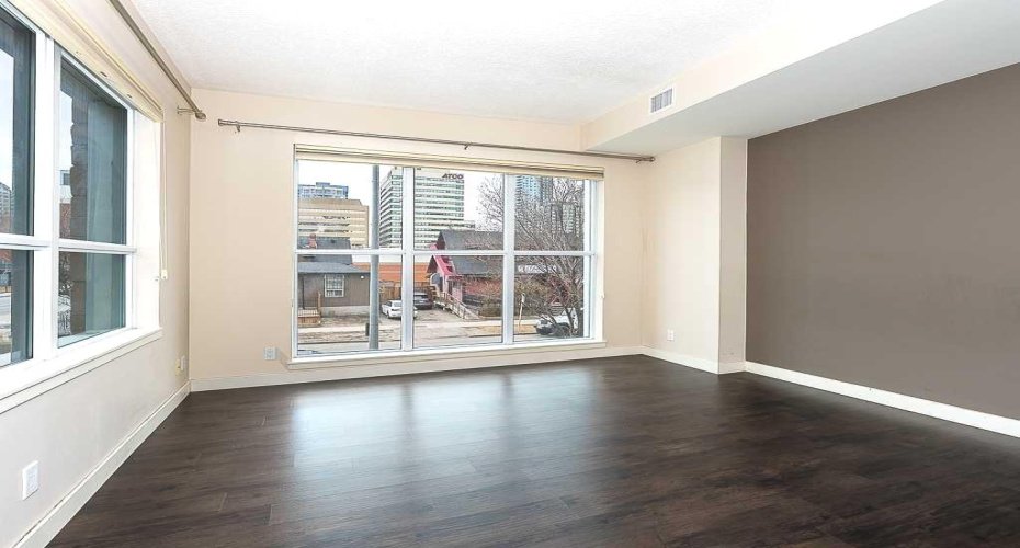 788 12 Avenue, Calgary, Alberta T2R 0H1, 2 Bedrooms Bedrooms, ,2 BathroomsBathrooms,Residential,For Sale,12,A2296870