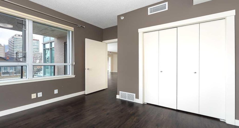 788 12 Avenue, Calgary, Alberta T2R 0H1, 2 Bedrooms Bedrooms, ,2 BathroomsBathrooms,Residential,For Sale,12,A2296870