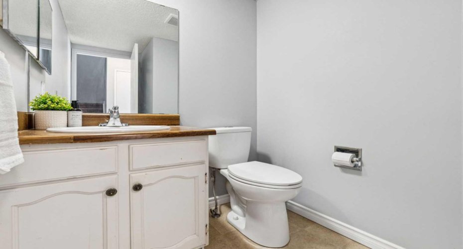 6503 Rundlehorn Drive, Calgary, Alberta T1Y 3T6, 5 Bedrooms Bedrooms, ,3 BathroomsBathrooms,Residential,For Sale,Rundlehorn,A2296873