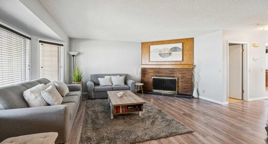 6503 Rundlehorn Drive, Calgary, Alberta T1Y 3T6, 5 Bedrooms Bedrooms, ,3 BathroomsBathrooms,Residential,For Sale,Rundlehorn,A2296873