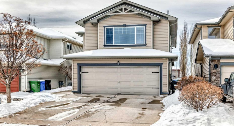 7 Tuscany Ridge Crescent, Calgary, Alberta T3L 3C8, 4 Bedrooms Bedrooms, ,4 BathroomsBathrooms,Residential,For Sale,Tuscany Ridge,A2296910