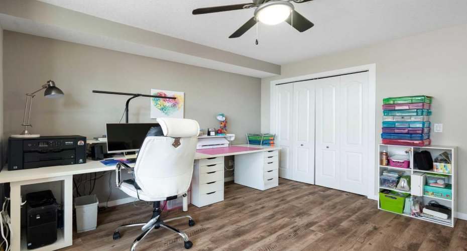 141 Mountain Street, Cochrane, Alberta T4C1Z5, 2 Bedrooms Bedrooms, ,2 BathroomsBathrooms,Residential,For Sale,Mountain,A2297002