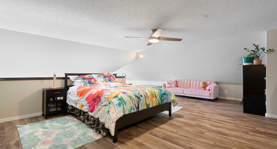 141 Mountain Street, Cochrane, Alberta T4C1Z5, 2 Bedrooms Bedrooms, ,2 BathroomsBathrooms,Residential,For Sale,Mountain,A2297002