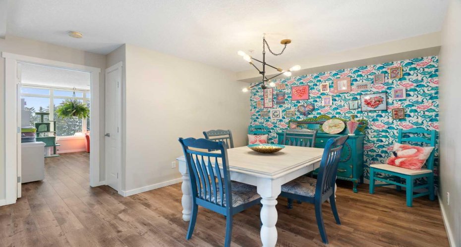 141 Mountain Street, Cochrane, Alberta T4C1Z5, 2 Bedrooms Bedrooms, ,2 BathroomsBathrooms,Residential,For Sale,Mountain,A2297002