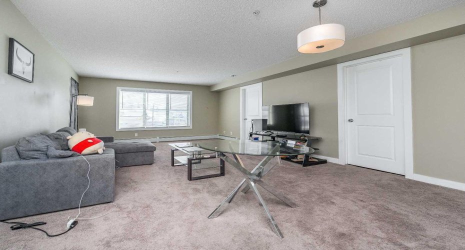 625 Glenbow Drive, Cochrane, Alberta T4C 0S7, 2 Bedrooms Bedrooms, ,2 BathroomsBathrooms,Residential,For Sale,Glenbow Drive,A2297340