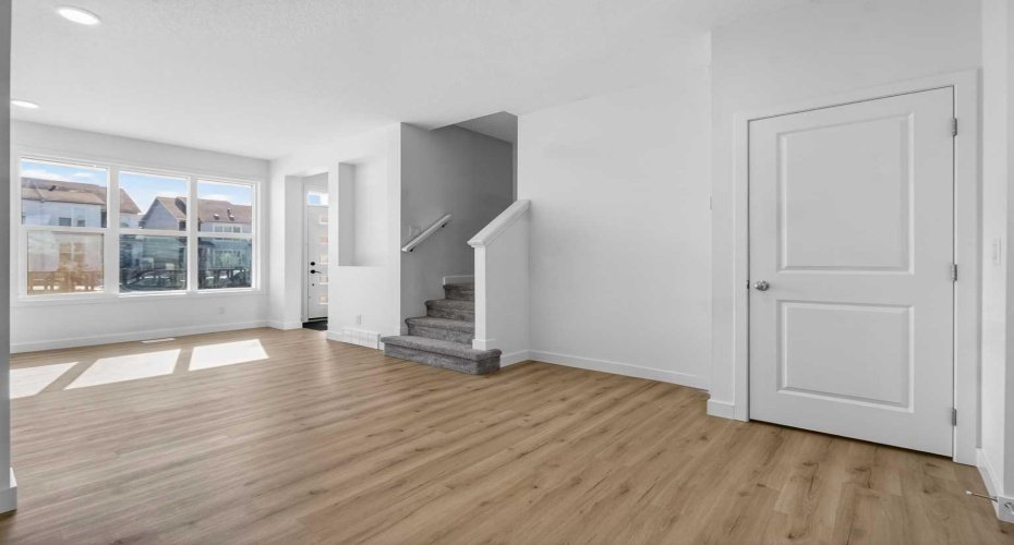 216 142 Avenue, Calgary, Alberta T3P 0V7, 3 Bedrooms Bedrooms, ,3 BathroomsBathrooms,Residential,For Sale,142,A2291918