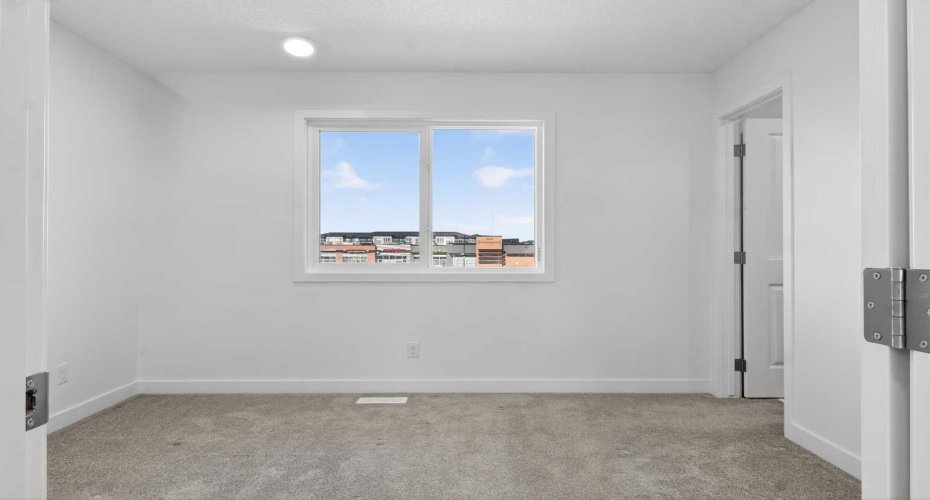 216 142 Avenue, Calgary, Alberta T3P 0V7, 3 Bedrooms Bedrooms, ,3 BathroomsBathrooms,Residential,For Sale,142,A2291918
