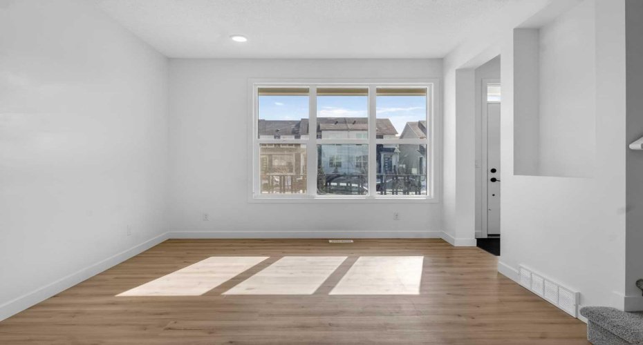 216 142 Avenue, Calgary, Alberta T3P 0V7, 3 Bedrooms Bedrooms, ,3 BathroomsBathrooms,Residential,For Sale,142,A2291918
