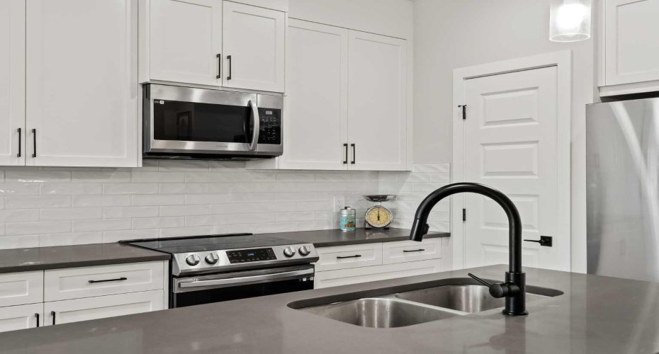 182 River Heights Drive, Cochrane, Alberta T4C 2V1, 3 Bedrooms Bedrooms, ,3 BathroomsBathrooms,Residential,For Sale,River Heights,A2297053