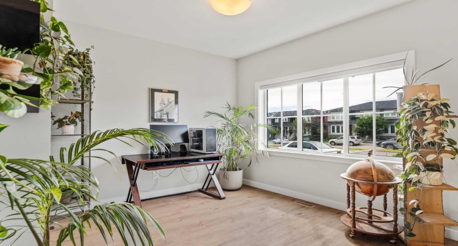 182 River Heights Drive, Cochrane, Alberta T4C 2V1, 3 Bedrooms Bedrooms, ,3 BathroomsBathrooms,Residential,For Sale,River Heights,A2297053