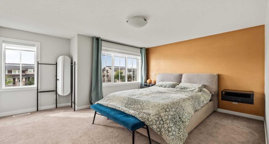 182 River Heights Drive, Cochrane, Alberta T4C 2V1, 3 Bedrooms Bedrooms, ,3 BathroomsBathrooms,Residential,For Sale,River Heights,A2297053