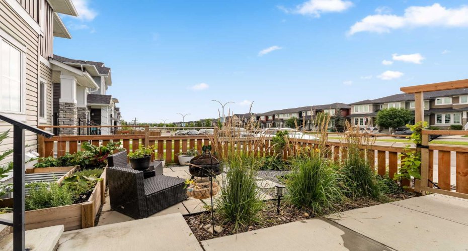 182 River Heights Drive, Cochrane, Alberta T4C 2V1, 3 Bedrooms Bedrooms, ,3 BathroomsBathrooms,Residential,For Sale,River Heights,A2297053