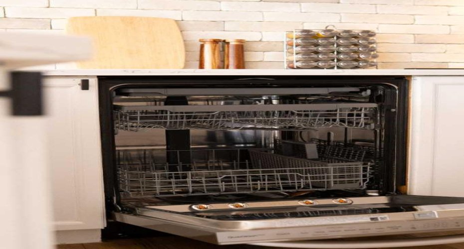 282 Chapalina Terrace, Calgary, Alberta T2X 0B2, 4 Bedrooms Bedrooms, ,4 BathroomsBathrooms,Residential,For Sale,Chapalina,A2297056