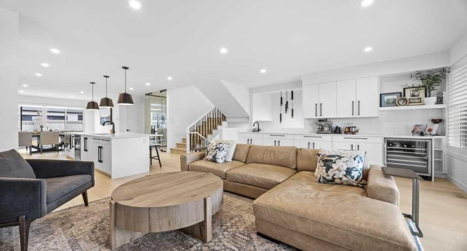 80 Timberline Way, Calgary, Alberta T3H 6C8, 4 Bedrooms Bedrooms, ,4 BathroomsBathrooms,Residential,For Sale,Timberline,A2297112