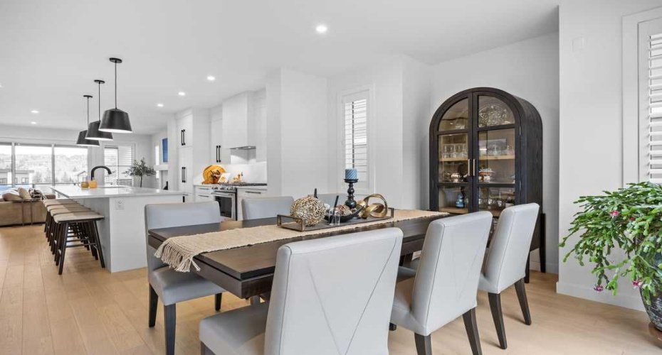 80 Timberline Way, Calgary, Alberta T3H 6C8, 4 Bedrooms Bedrooms, ,4 BathroomsBathrooms,Residential,For Sale,Timberline,A2297112