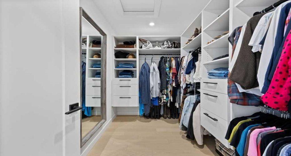 80 Timberline Way, Calgary, Alberta T3H 6C8, 4 Bedrooms Bedrooms, ,4 BathroomsBathrooms,Residential,For Sale,Timberline,A2297112