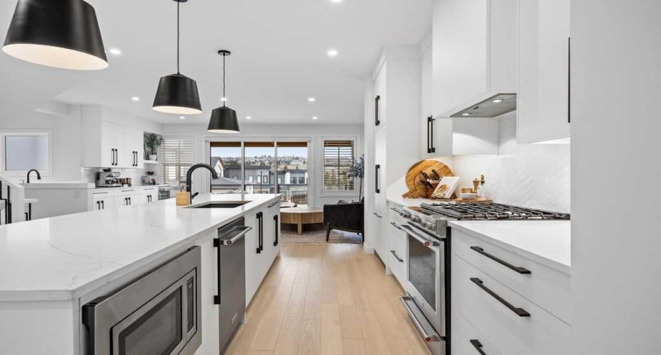 80 Timberline Way, Calgary, Alberta T3H 6C8, 4 Bedrooms Bedrooms, ,4 BathroomsBathrooms,Residential,For Sale,Timberline,A2297112