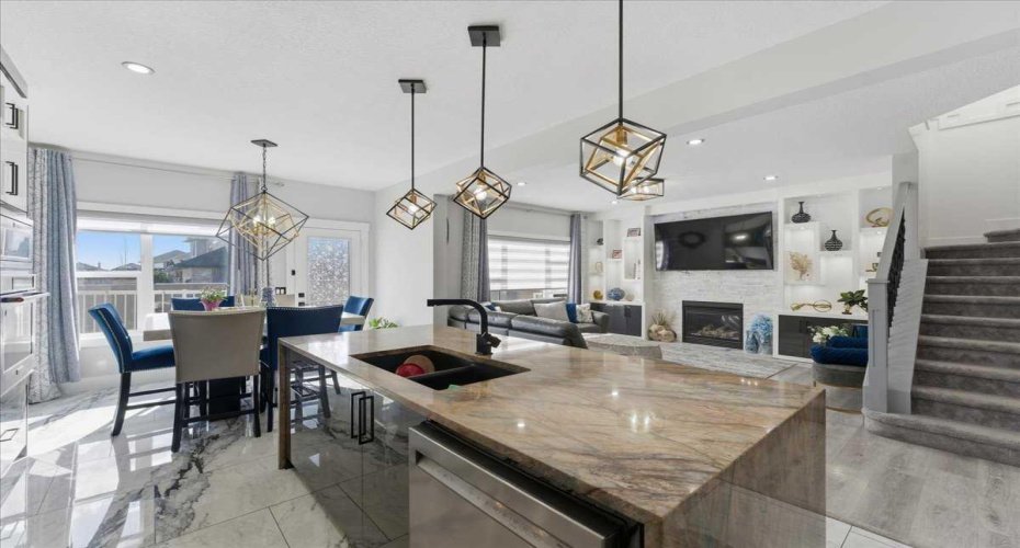 73 Saddleland Close, Calgary, Alberta T3J 5J5, 5 Bedrooms Bedrooms, ,4 BathroomsBathrooms,Residential,For Sale,Saddleland,A2297115