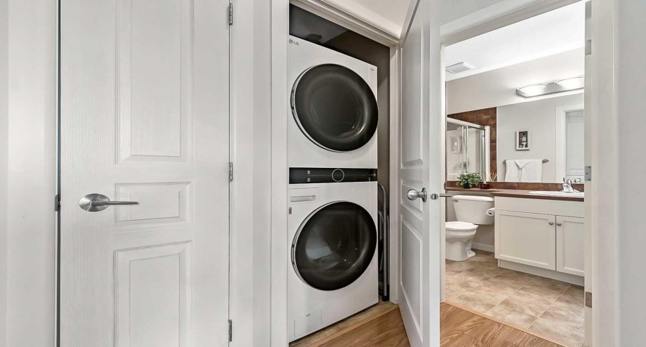 52 Cranfield Link, Calgary, Alberta T3M 0N9, 2 Bedrooms Bedrooms, ,2 BathroomsBathrooms,Residential,For Sale,Cranfield,A2297354