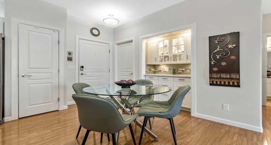 52 Cranfield Link, Calgary, Alberta T3M 0N9, 2 Bedrooms Bedrooms, ,2 BathroomsBathrooms,Residential,For Sale,Cranfield,A2297354